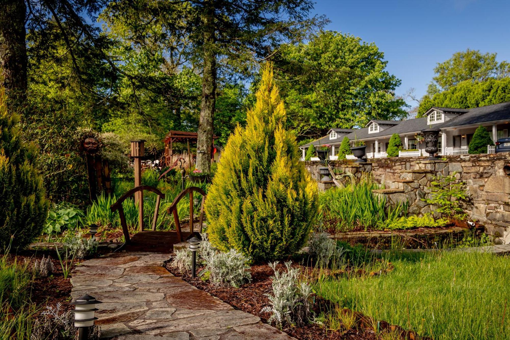 Azalea Garden Inn Blowing Rock Exterior foto
